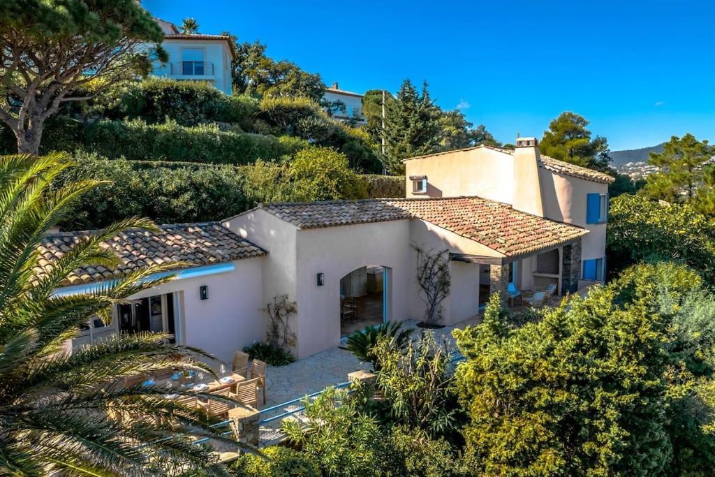 Superbe Villa, Incroyable Vue Mer, Piscine Chauffee, Climatisee Σαιντ-Μαξίμ Εξωτερικό φωτογραφία