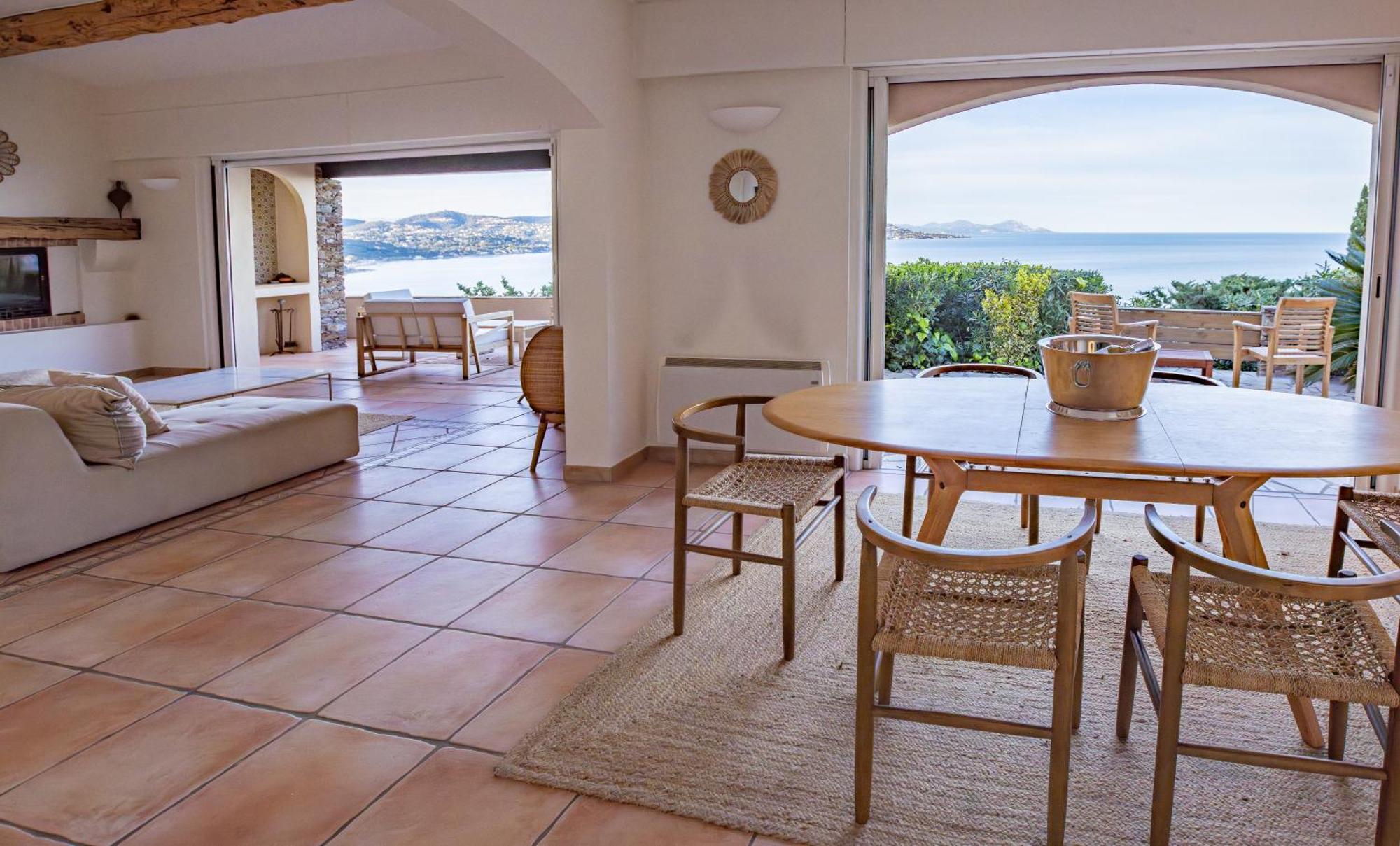 Superbe Villa, Incroyable Vue Mer, Piscine Chauffee, Climatisee Σαιντ-Μαξίμ Εξωτερικό φωτογραφία