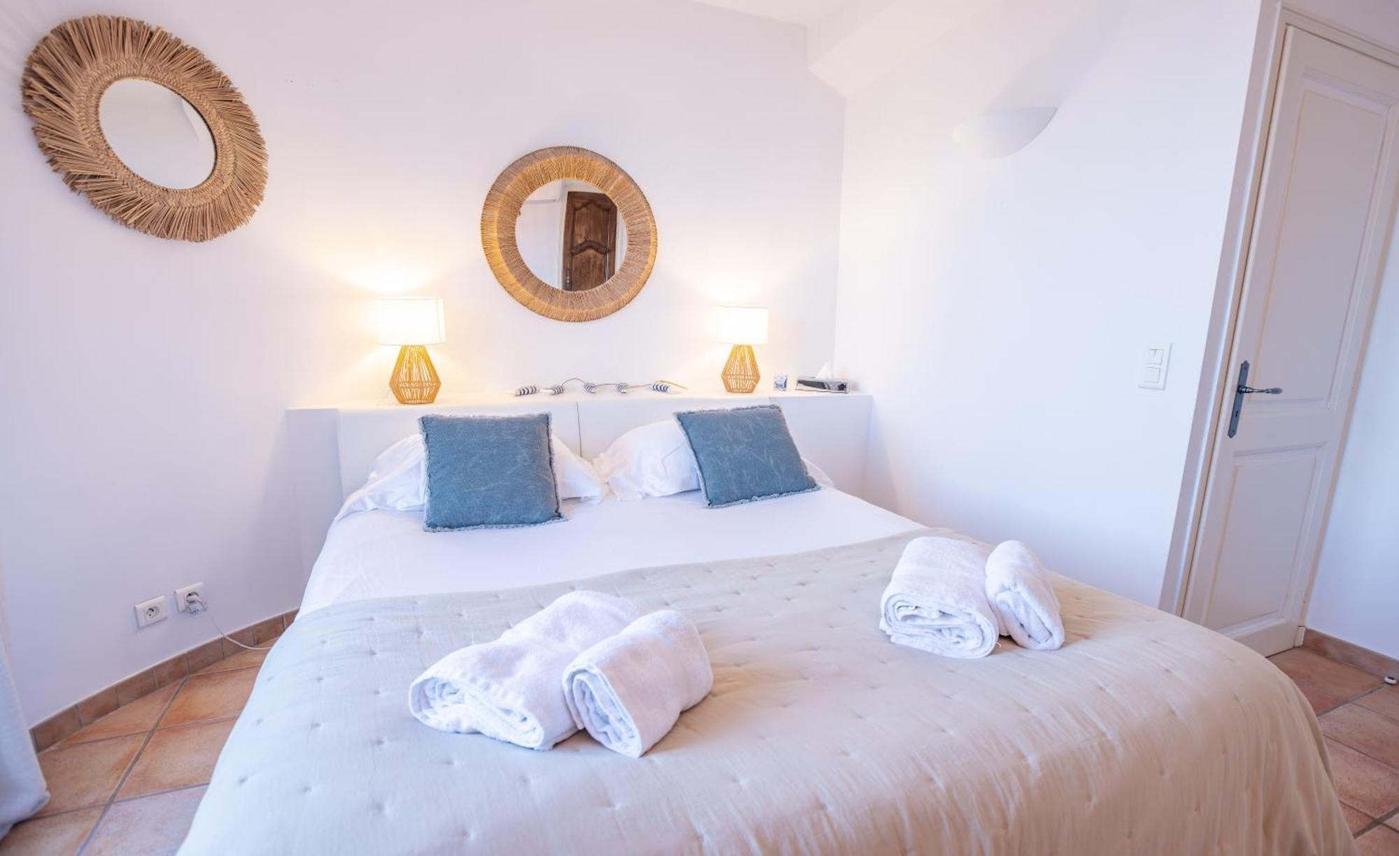Superbe Villa, Incroyable Vue Mer, Piscine Chauffee, Climatisee Σαιντ-Μαξίμ Εξωτερικό φωτογραφία