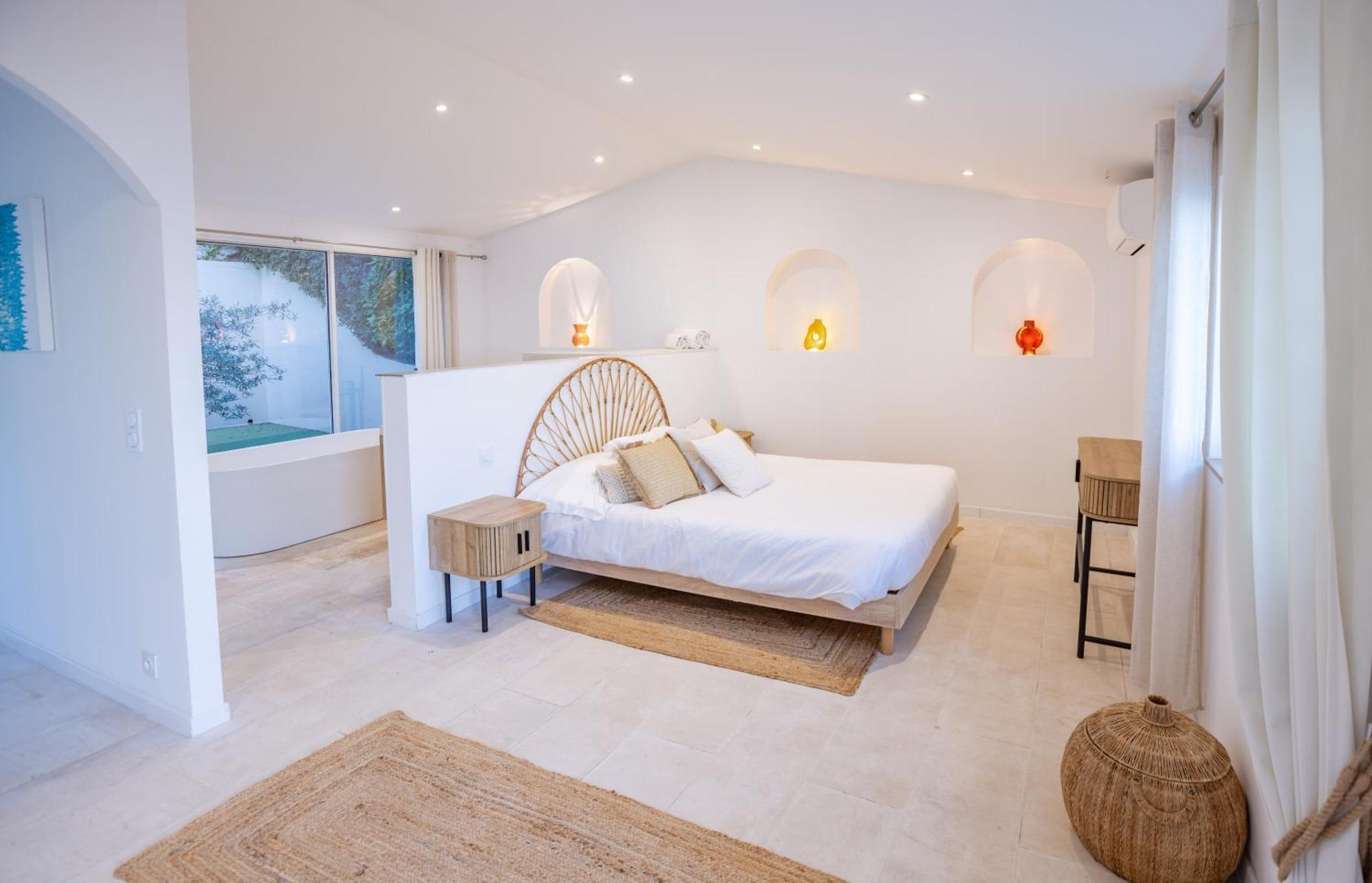 Superbe Villa, Incroyable Vue Mer, Piscine Chauffee, Climatisee Σαιντ-Μαξίμ Εξωτερικό φωτογραφία